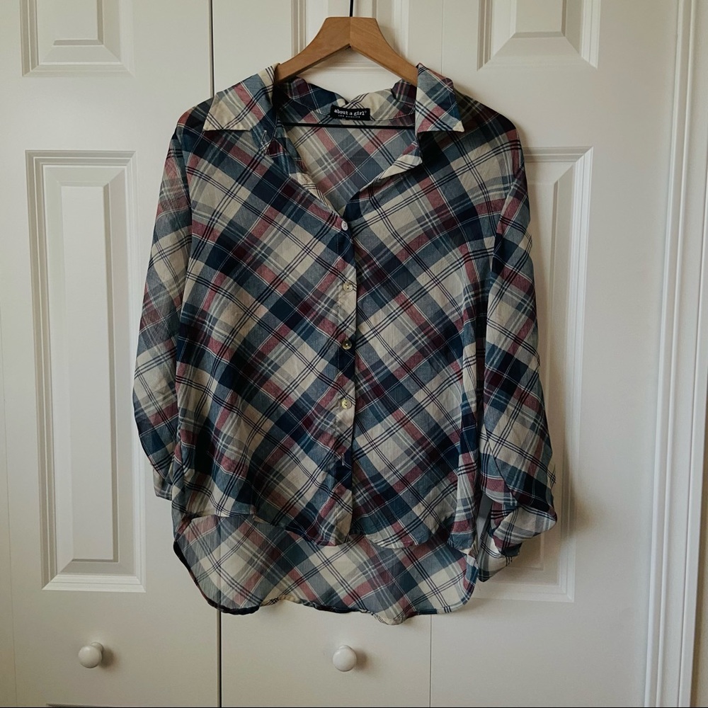 Button Top